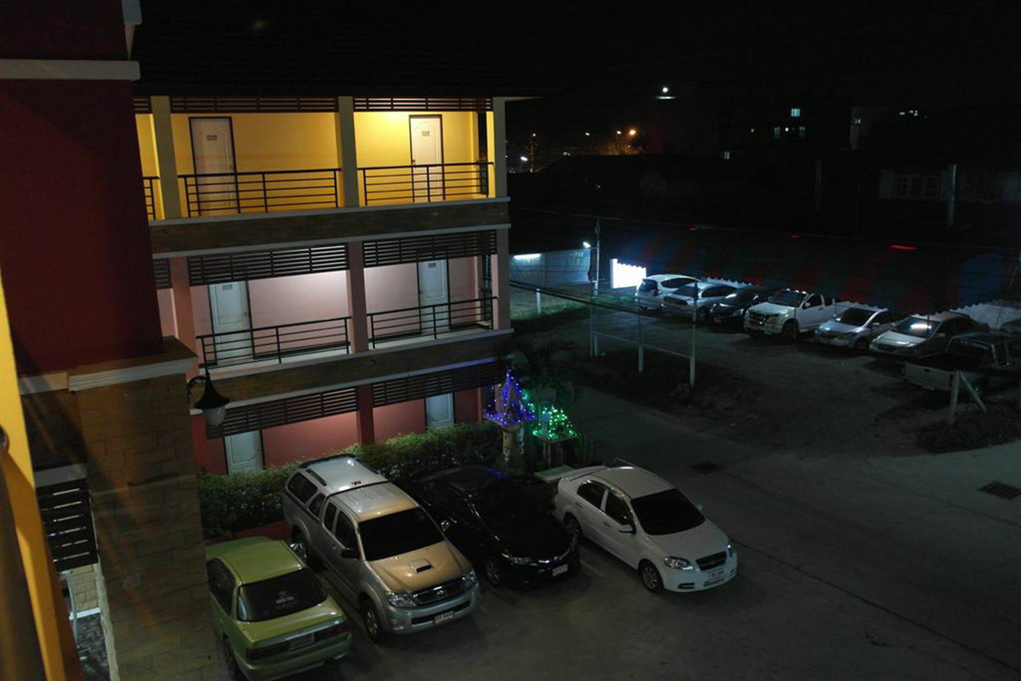 The Beehive Place Pakchong Luaran gambar