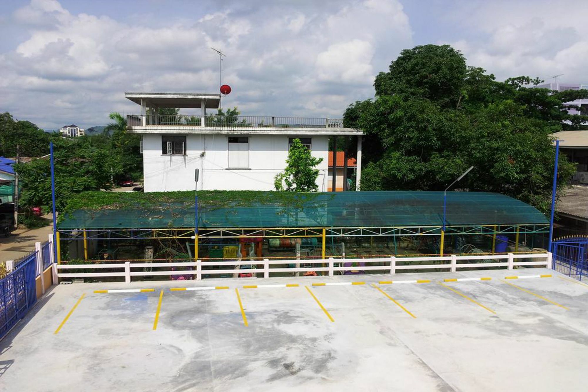 The Beehive Place Pakchong Luaran gambar